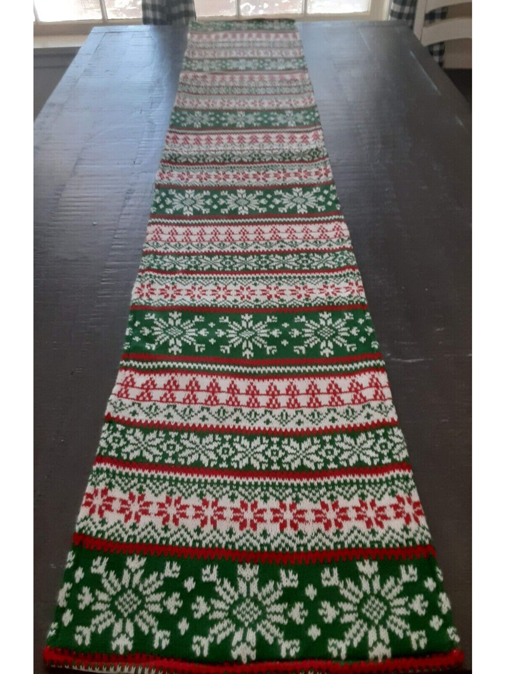 Unbranded sweater knit Winter/Christmas table runner 72in x 13in Snowflake Tree